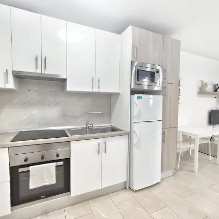 Sunshine Island Village Apartment