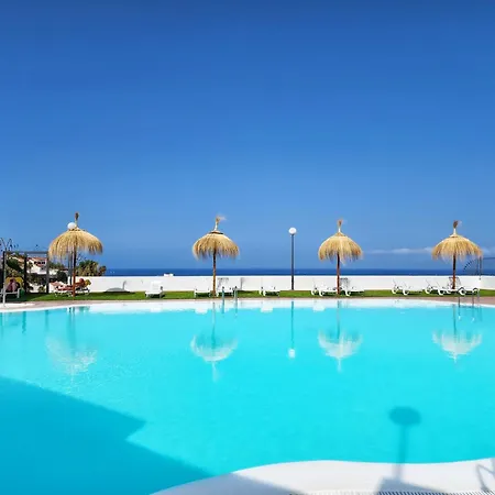 Sunshine Island Village شقة *
