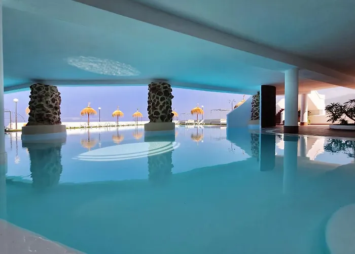 Sunshine Island Village Apartment *